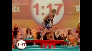 Another hot lady takes part in the indoor surfing game on buono domenica which inevitibly leads to upskirts and downblouse moments Another hot lady takes part in the indoor surfing game on buono domenica which inevitibly leads to upskirts and downblouse moments