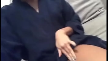 De a poquito me desnudo