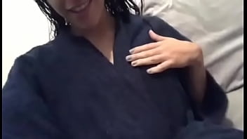 De a poquito me desnudo