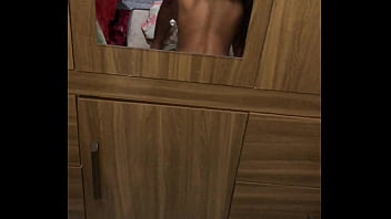 Comendo o cu e gozando gostoso na buceta da novinha