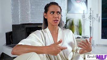 Super sexy veronica leal can't contain her sexual urges for stepson and pleads to get fucked raw s10 e7