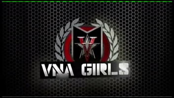 Maxine x could use anything to pleasure her oriental pussy hole