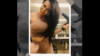 Just finished sweating now it's time for a post work out glam session adding some sparkle to my sweat