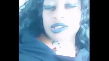 Kittyz getting licked