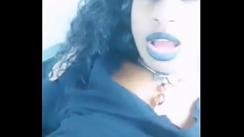 Kittyz getting licked