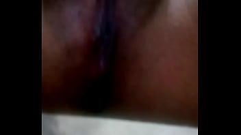 Mi esposa teniendo squirt para su amigo