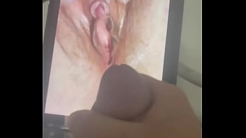 Nut on pic of random wife cunt