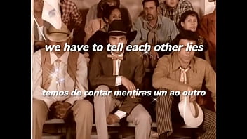 Hot night crash tradução