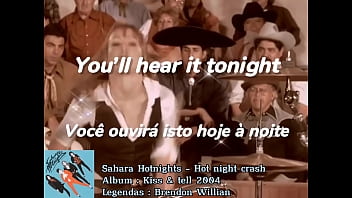 Hot night crash tradução