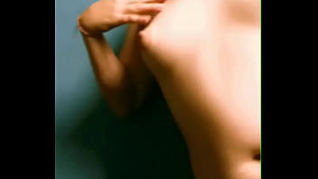 Me gusta bailar y mostra mi linda vagina solo para ti