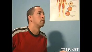 Slut's shaved muff fucked