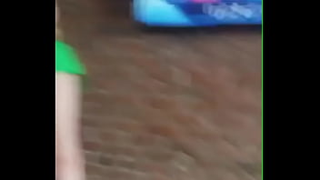 Novinha esperou todos sairem de casa para sentar no c0lo do maduro essa gosta de sentar gostoso