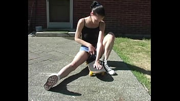 Zoe amateur skater shows her pierced nipples & flashes pussy