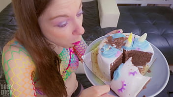 Trick or treat it's a pissy chocolate cake for alice maze Trick or treat it's a pissy chocolate cake for alice maze