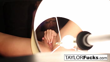 Brunette babe rubs her pussy