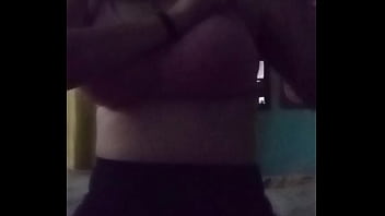 Me quito la ropa y lo que gano es una cogida rica