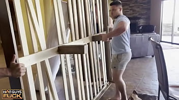 What a crew y'all sneaky peeky at the hot mess from hotguyshouse’s freshest szn