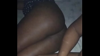 Enchendo o cu da puta de porra