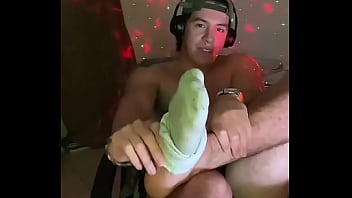 The clapping toes tho shoutout to jrgamer418nsfw for being my tiktok pusherman