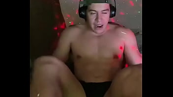 The clapping toes tho shoutout to jrgamer418nsfw for being my tiktok pusherman