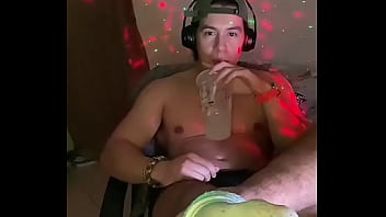 The clapping toes tho shoutout to jrgamer418nsfw for being my tiktok pusherman