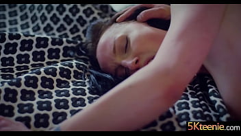 Fast fucker dude fill her pussy with cum