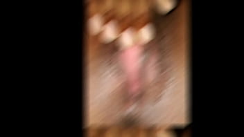 Picture this golden ivy