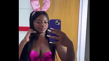 Coelhinha aprontando