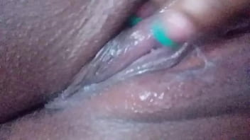 Dive in her white wet pussy