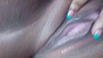 Dive in her white wet pussy