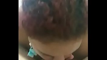 Elmegatron haciendo lo suyo con la perrita en su cuarto