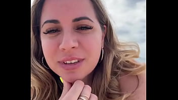 Flexin’ now so i don’t forget to count my blessings ##hawaii