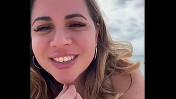 Flexin’ now so i don’t forget to count my blessings ##hawaii