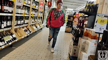 Crazy rebeca addams in jeans buttcrack at the supermarket