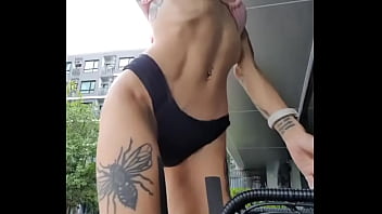 Do u like skinny babe abs is so perfect