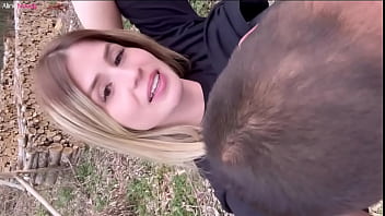 Chupei sentei no pau e engoli tudo no mato com meu namorado Chupei sentei no pau e engoli tudo no mato com meu namorado