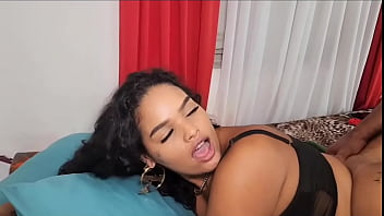 Tive que fazer a vantade da mulher do fetiche dos pés e tive uma boa recompensar depois de um sexo maravilhoso com essa safada gostosa Tive que fazer a vantade da mulher do fetiche dos pés e tive uma boa recompensar depois de um sexo maravilhoso com essa safada gostosa