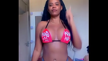 Musa do samba tesão