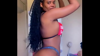 Musa do samba tesão