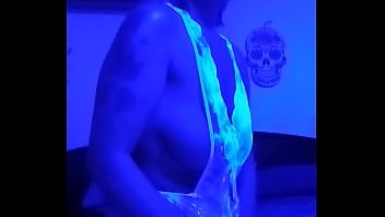 Mandeezy4u2 at home alone