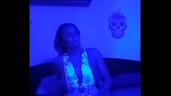 Mandeezy4u2 at home alone