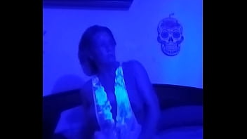 Mandeezy4u2 at home alone