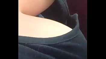 Nuevamente las tetas de mi vecina Nuevamente las tetas de mi vecina