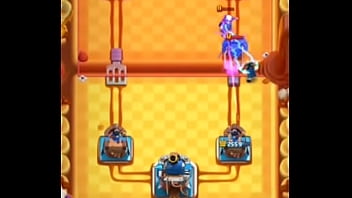 Fodendo com a vida da lvl11 com meu deck de bruxa