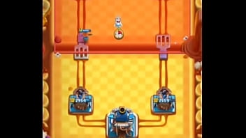 Fodendo com a vida da lvl11 com meu deck de bruxa