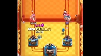 Fodendo com a vida da lvl11 com meu deck de bruxa