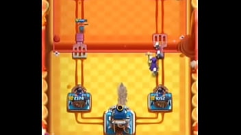 Fodendo com a vida da lvl11 com meu deck de bruxa