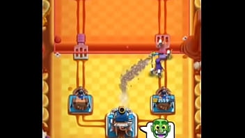 Fodendo com a vida da lvl11 com meu deck de bruxa