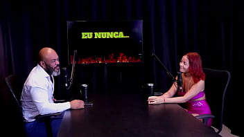 A mãe e pai a apoia transou com três respondeu as perguntas do "eu nunca" e mama senta ou passa bruna ferrari watch sheer red
