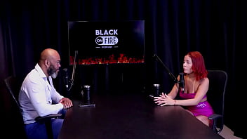 A mãe e pai a apoia transou com três respondeu as perguntas do "eu nunca" e mama senta ou passa bruna ferrari watch sheer red